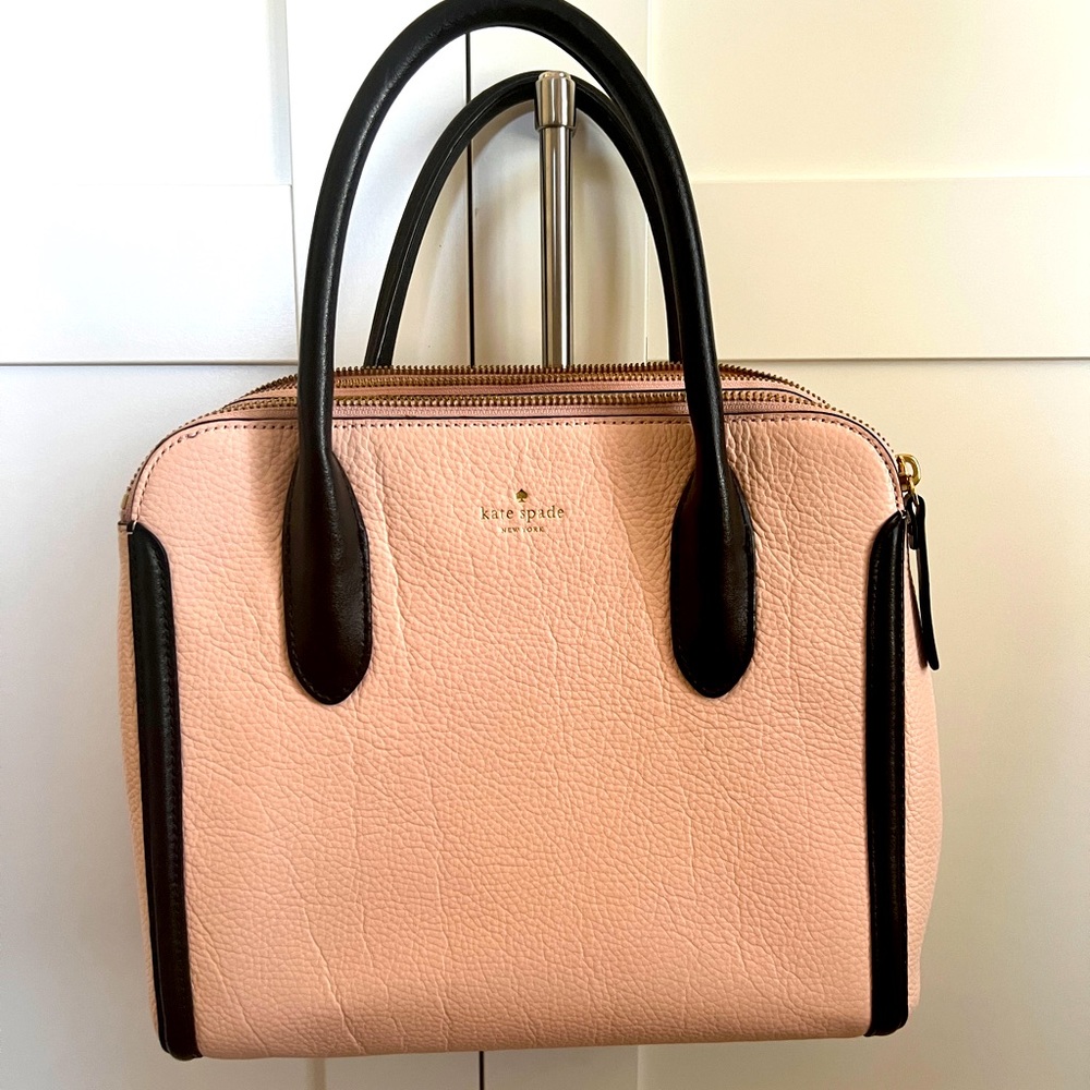Kate spade purse-lightly used